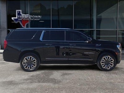 2023 GMC Yukon XL Denali Ultimate