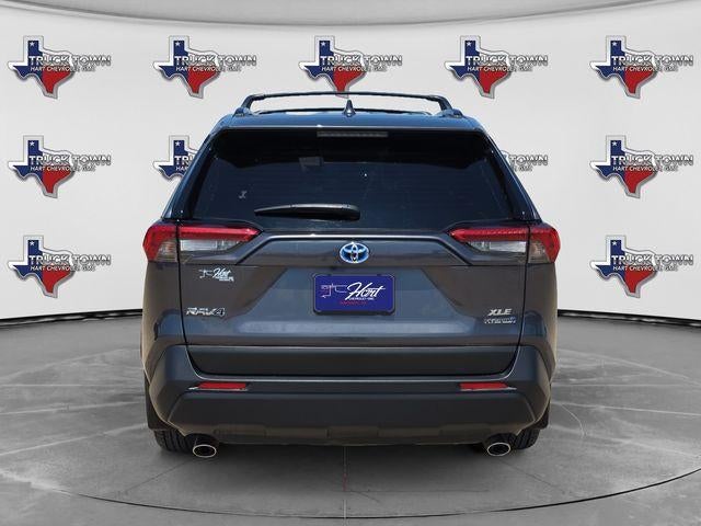 2022 Toyota RAV4 Hybrid XLE
